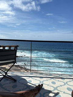 Livia Brito feet photo thumbnail