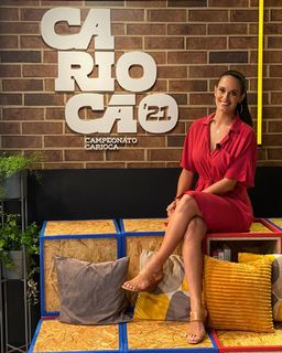 Livia Nepomuceno feet photo 10