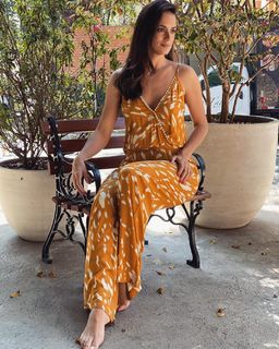 Livia Nepomuceno feet photo 7
