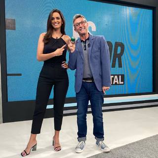 Livia Nepomuceno feet photo 11