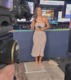 Livia Nepomuceno feet photo 8