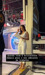 Livia Nepomuceno feet photo 10