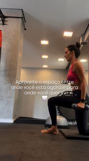 Livia Nepomuceno feet photo 12