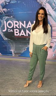 Livia Nepomuceno feet photo 10