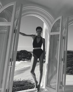 Liya Kebede feet photo 2
