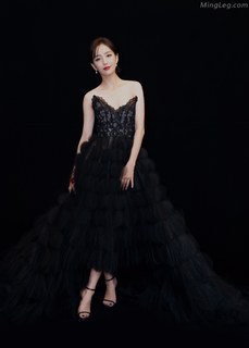 Liya Tong feet photo 7