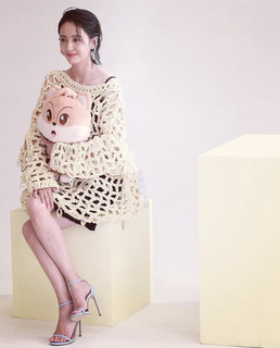 Liya Tong feet photo 8