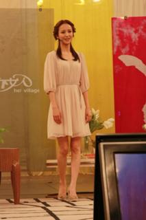 Liya Tong feet photo 8