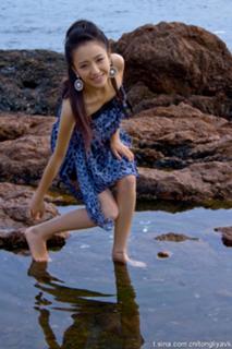 Liya Tong feet photo 1