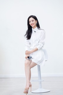 Liya Tong feet photo 15