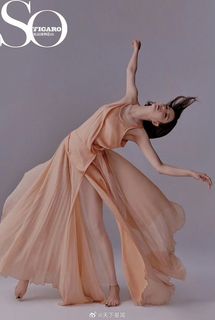 Liya Tong feet photo 20