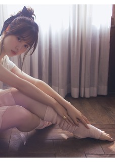 Liyuu feet photo 7