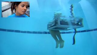Liz Bonnin feet photo 14