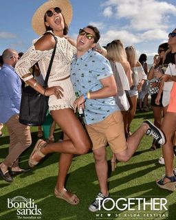 Liz Cambage feet photo thumbnail