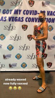 Liz Cambage feet photo thumbnail