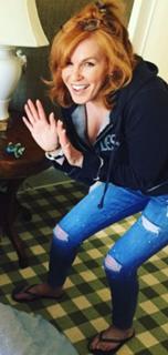 Liz Claman feet photo 19
