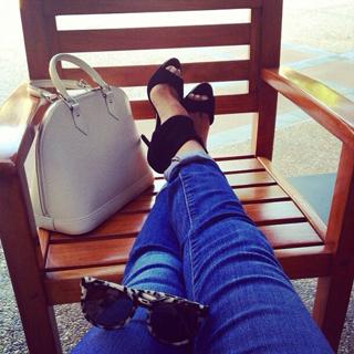 Liz Hernandez feet photo 16