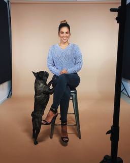 Liz Hernandez feet photo 16