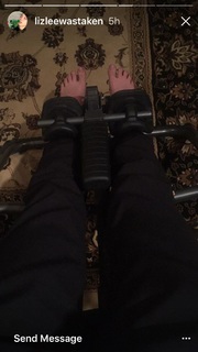 Liz Lee feet photo 9