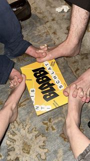 Liz Lee feet photo 19