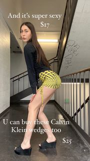 Liz Lee feet photo 14