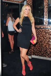 Liz McClarnon feet photo thumbnail