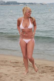 Liz McClarnon feet photo thumbnail