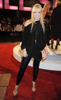 Liz McClarnon feet photo thumbnail