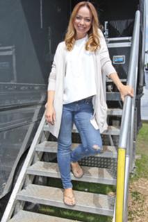 Liz McClarnon feet photo thumbnail