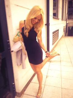 Liz McClarnon feet photo thumbnail