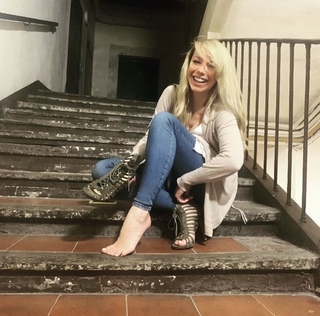 Liz McClarnon feet photo thumbnail