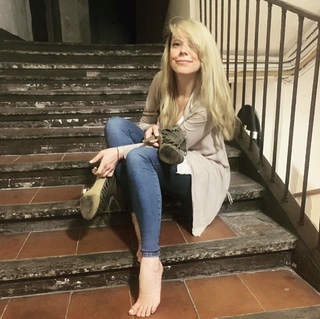 Liz McClarnon feet photo thumbnail