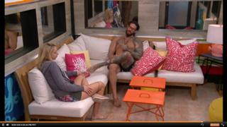 Liz Nolan feet photo 8