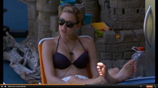 Liz Nolan feet photo 3