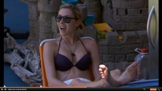 Liz Nolan feet photo 20