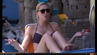 Liz Nolan feet photo 17