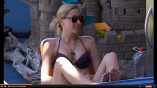 Liz Nolan feet photo 15