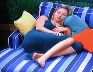Liz Nolan feet photo 16