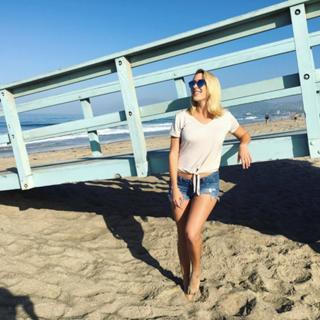 Liz Nolan feet photo 2