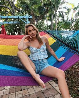 Liz Nolan feet photo 19