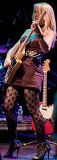 Liz Phair feet photo 5