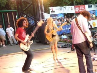 Liz Phair feet photo 19