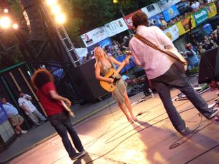 Liz Phair feet photo 17
