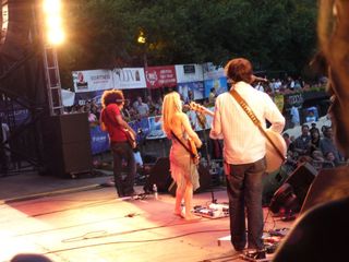 Liz Phair feet photo 12