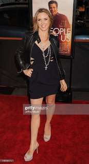 Liz Phair feet photo 7
