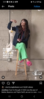 Liz Plank feet photo 9