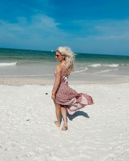 Liz Wheeler feet photo 5