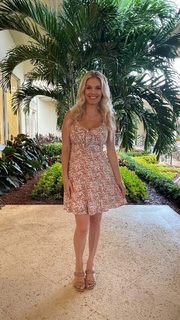 Liz Wheeler feet photo 1