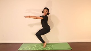 Liza Koshy feet photo thumbnail