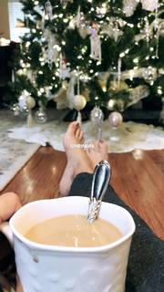 Liza Koshy feet photo thumbnail